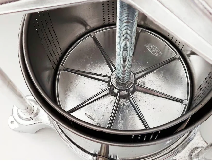 Milky Presa Branza Inox/Al 20x17cm 5.3L 16115