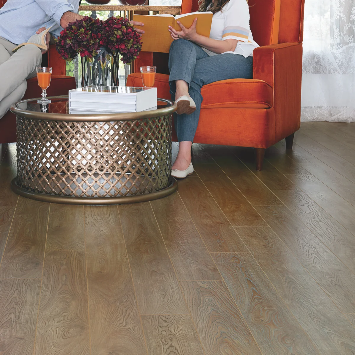 Parchet Laminat Avangard Asi Oak 10 mm Clasa 32 AC4