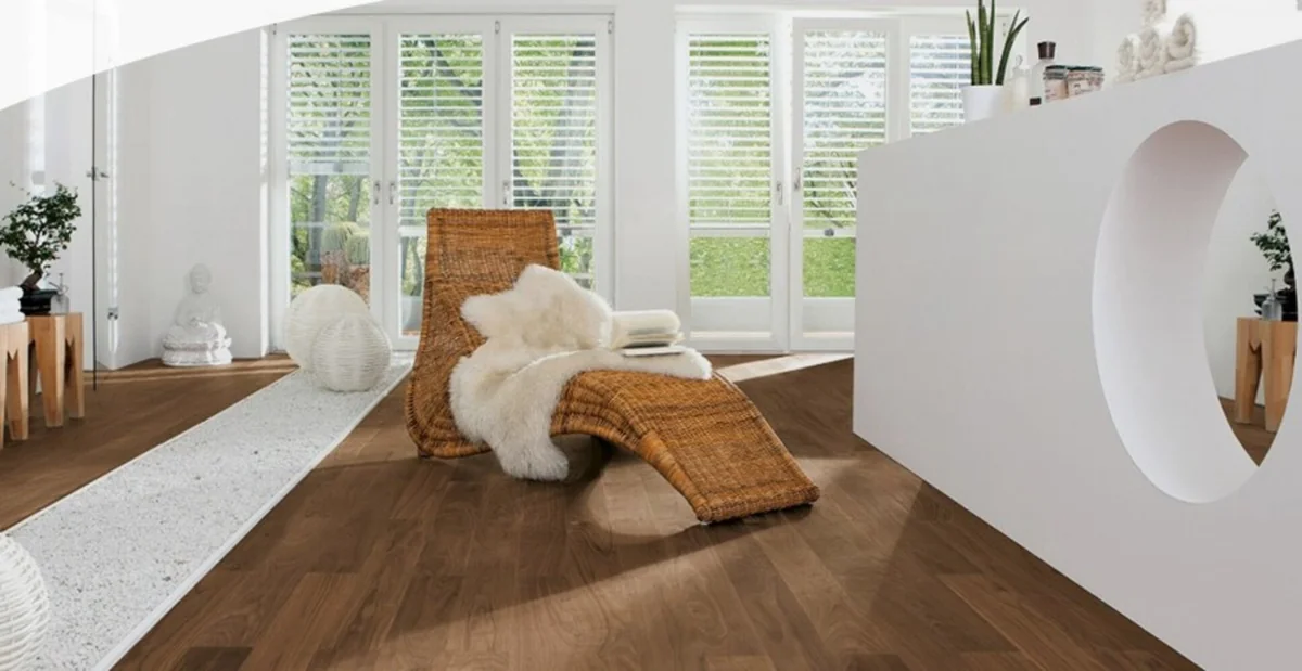 Parchet Laminat King 8.3 mm - 9656 Teak