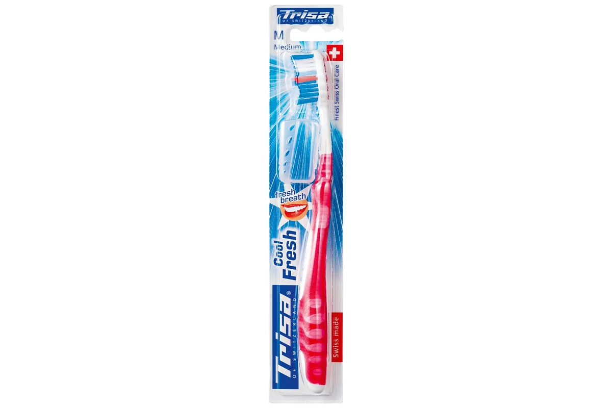 Periuta de dinti Cool & Fresh Medium, 1 bucata, Trisa