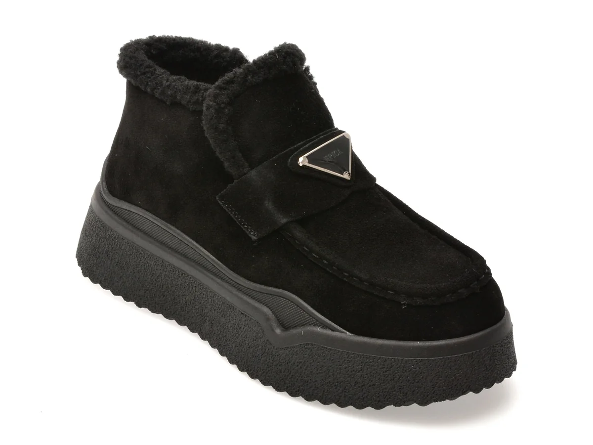 Ghete Epica Negre, 57830, Din Piele Întoarsă