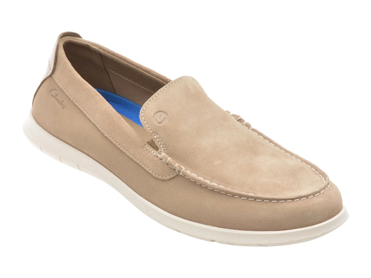 Mocasini Clarks Bej Flexway Step Din Piele Intoarsa