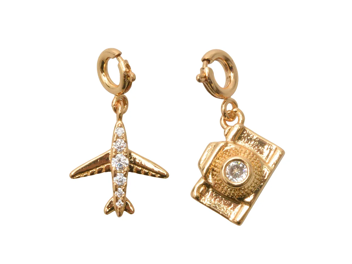 Pandantiv Aldo Auriu, Catchflights 972, Din Metal