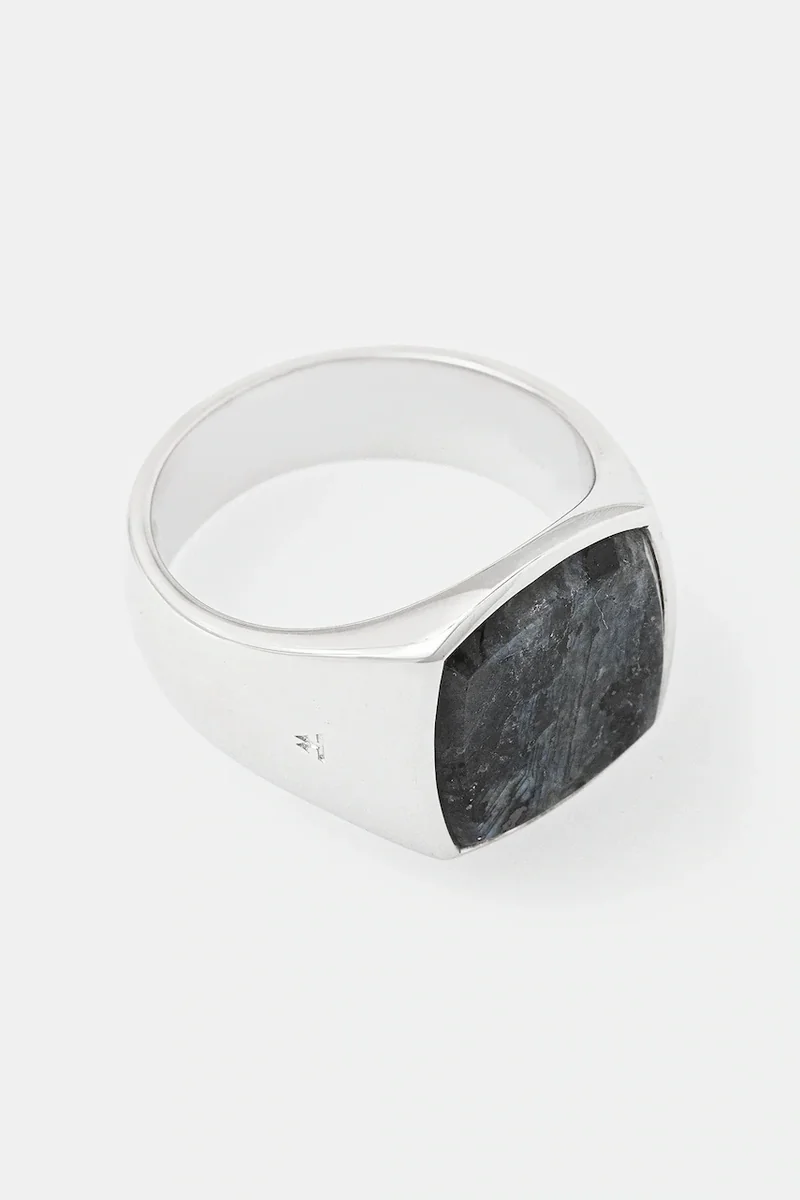 Tom Wood inel de argint Cushion Larvikite (M)