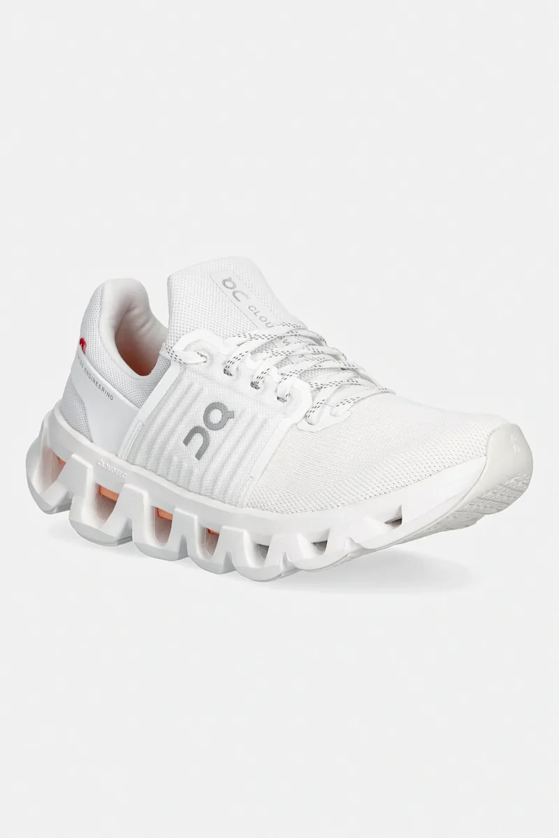 On sneakers de antrenament pentru femei Cloudswift 4 AD