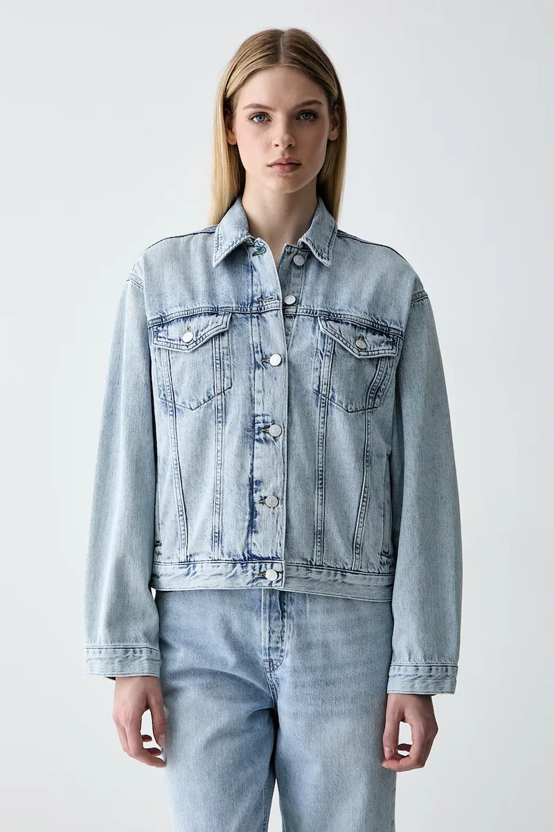 Tommy Jeans jachetă scurtă de damă din denim