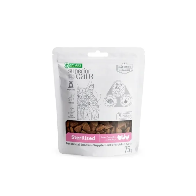 Recompense pentru pisici sterilizate Nature s Protection Superior Care, cu pasare, 75 g