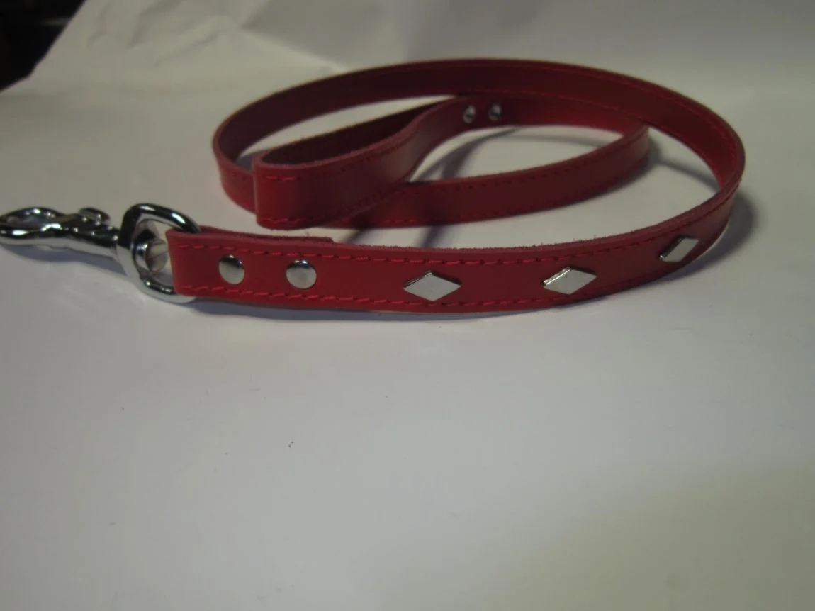 Streetside Lesa Romburi 1.5X110 cm Rosu Nr 3