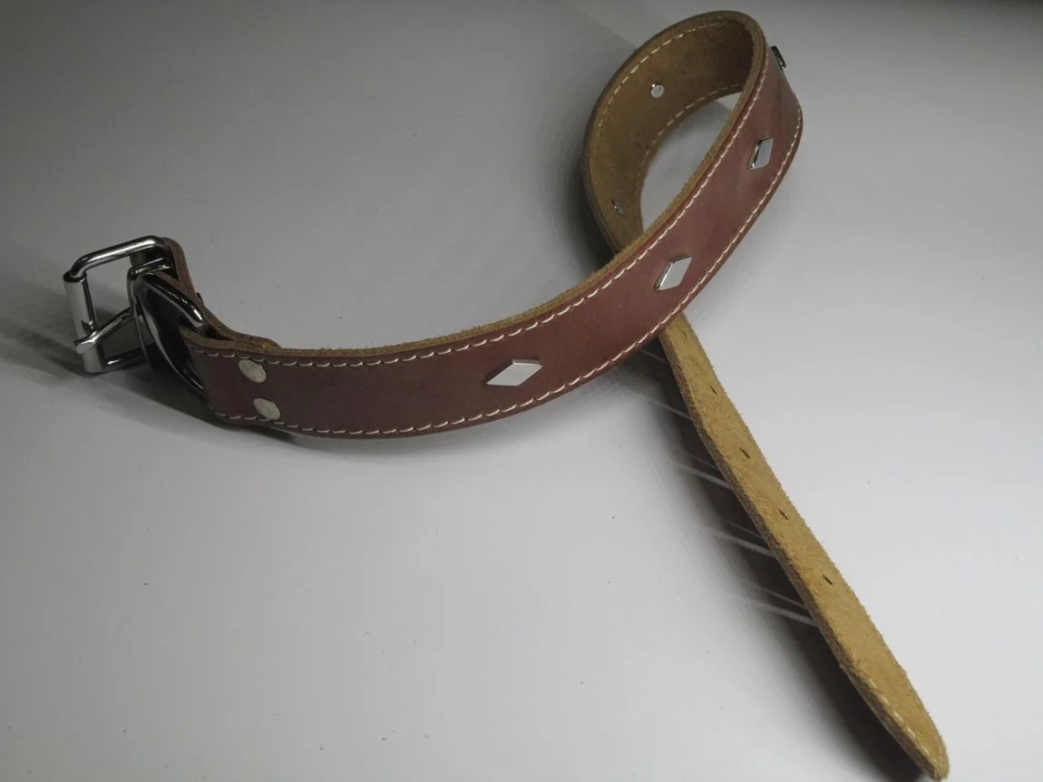 Streetside Zgarda Romburi 1.6X40 cm Maro Nr 1